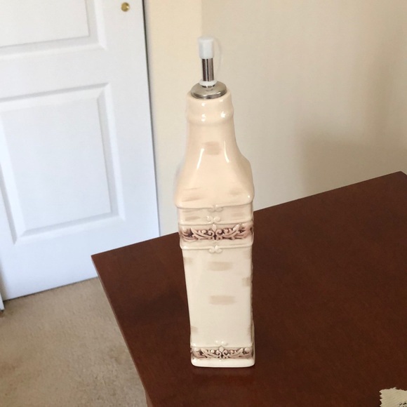 D’Lusso Olive Oil Decanter - Picture 2 of 3